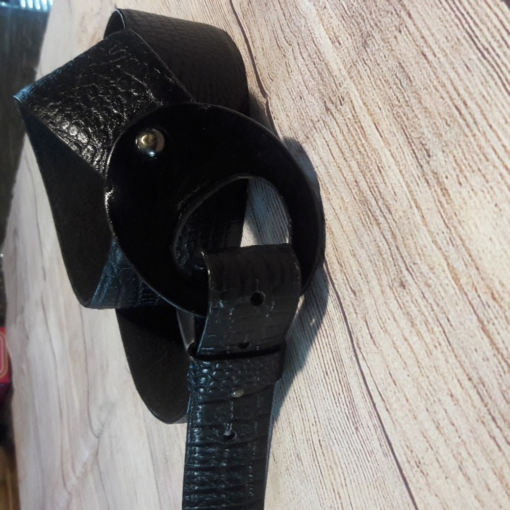 Chico's Women's black leather belt size M